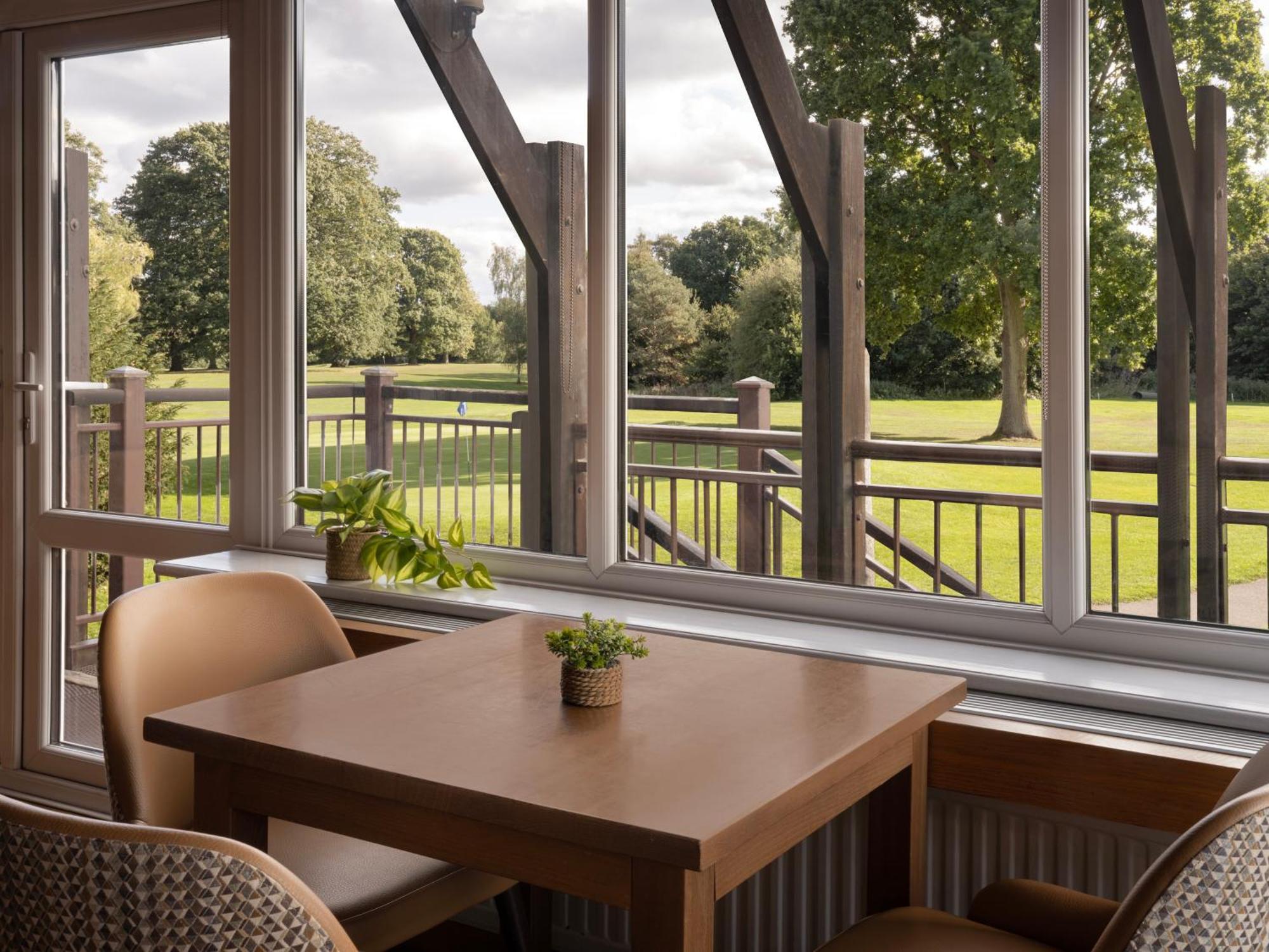 Delta Hotels By Marriott Tudor Park Country Club Maidstone Exterior photo